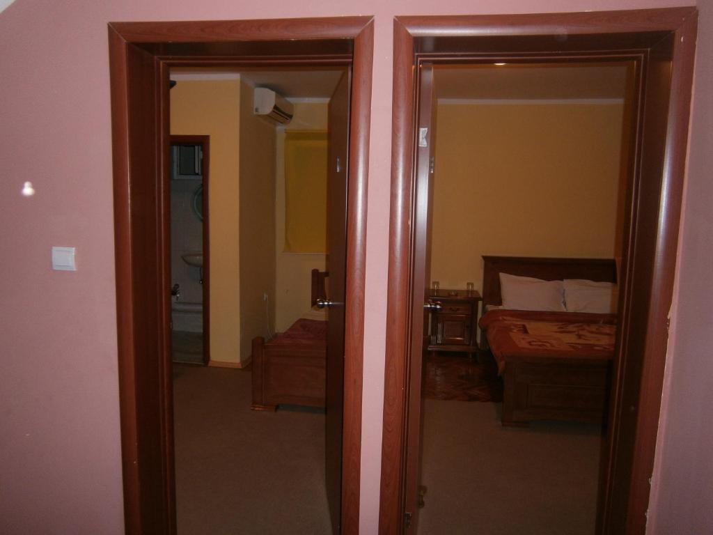 Vila Patria Podgorica Buitenkant foto